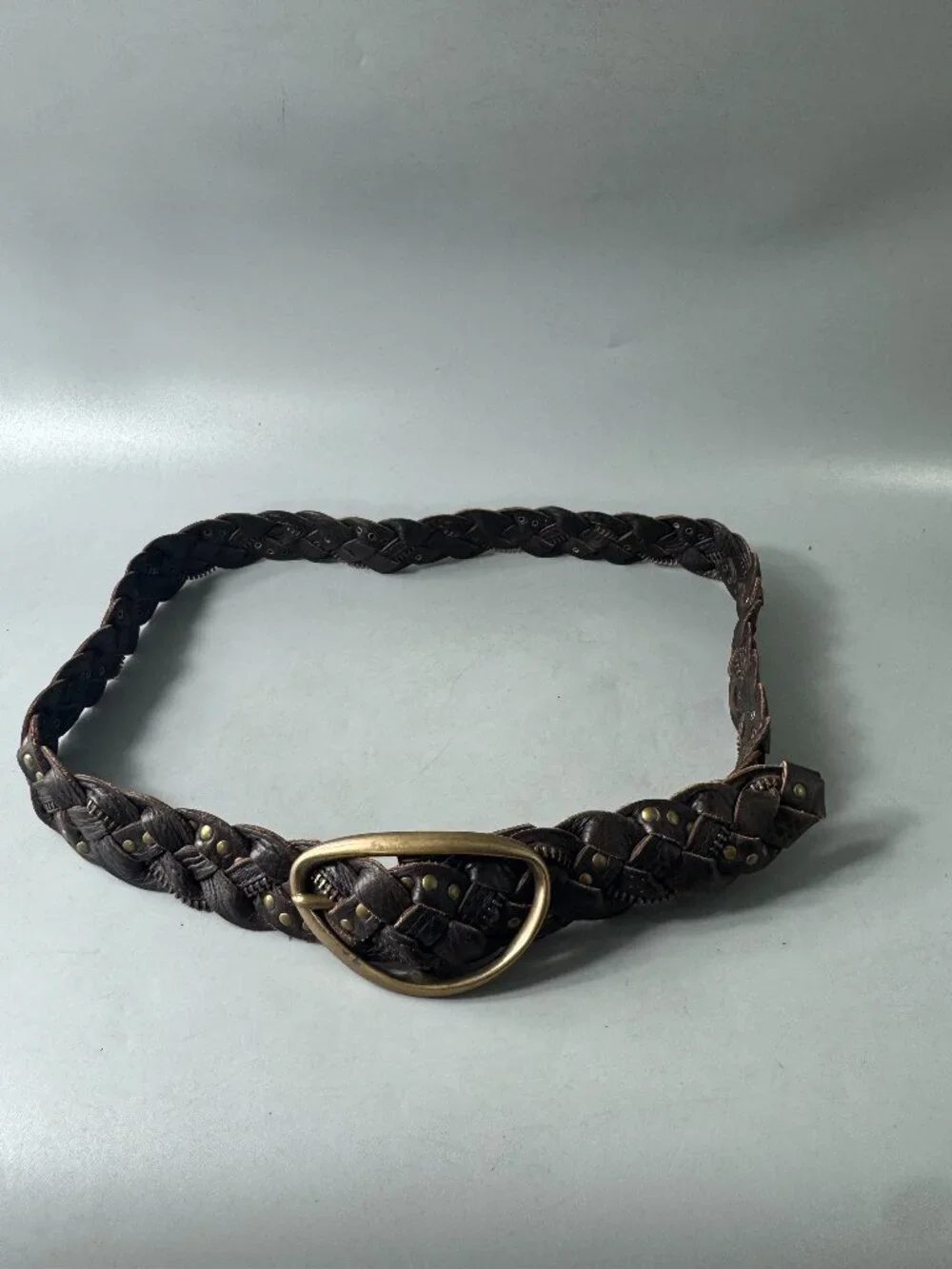 Exquisite Stuart Weitzman Brown Leather Zipper Woven Belt
